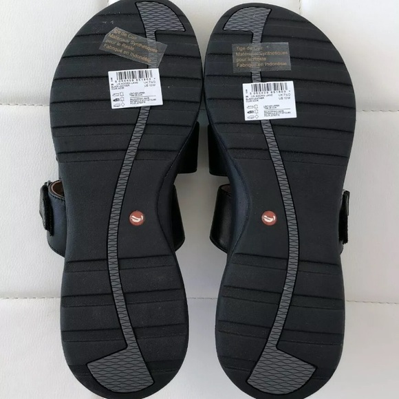 Clarks UnStructured Sandals Size 10 Brand New Box. - Picture 3 of 4